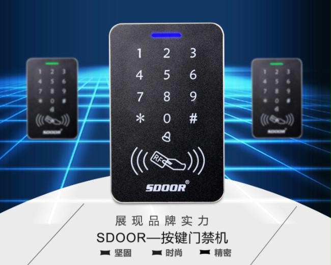 刷卡控製快速卷簾門