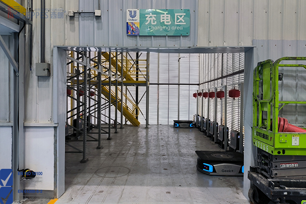 AGV小車聯動快速卷簾門