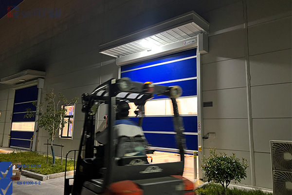 PVC快速卷簾門